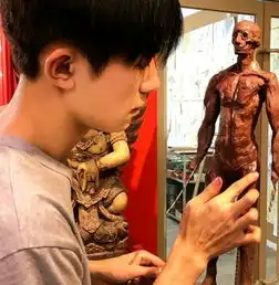 少年的你票房破14亿,易烊千玺微博粉丝破八千万