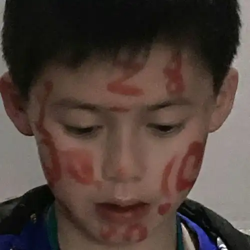 小男生头像小男生