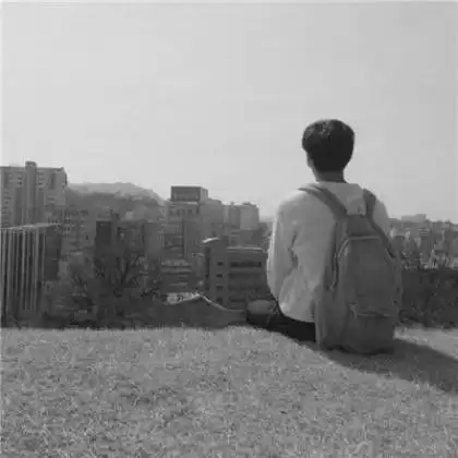 黑白动漫背影男生头像