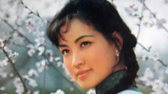 心疼四婚没能生下一儿半女,65岁刘晓庆终于道出真相