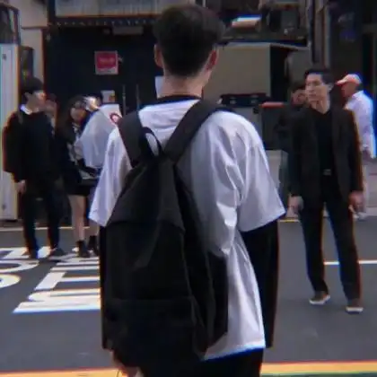 真人男生背影头像伤感