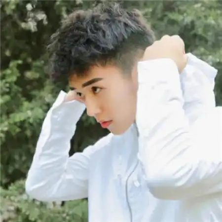 给我一个抖音男生头像
