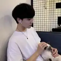 男生头像侧脸帅气高清白