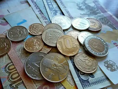 中金南向重回净流入美元