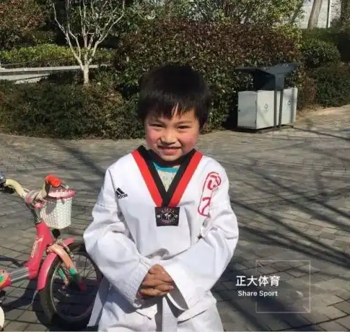 真正的花样少年,从未停歇过坚持运动的步伐