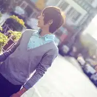 压抑绝望的男生头像挽回