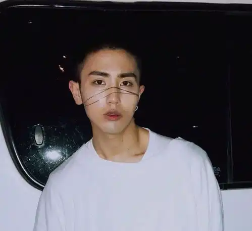 男生吃醋的3种表现,只要出现一种,女生可要当心了
