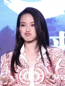 结了婚的舒淇越发豪放仰头大笑露牙龈