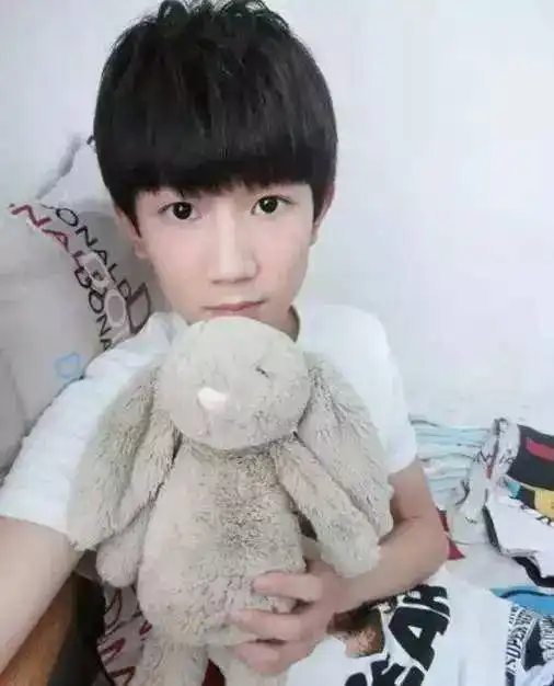 小兔子王源头像高清
