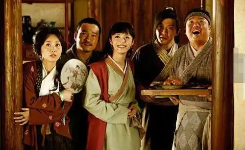 她是武林外传中的祝无双,如今在娘道中饰演隆万氏