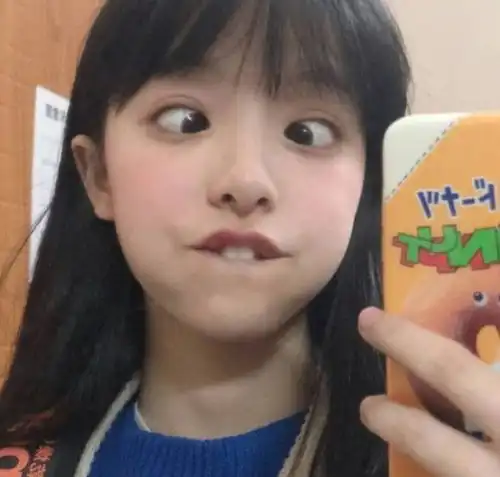 小男生头像女生