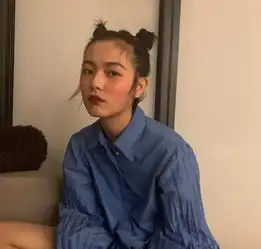 除了刘雯,这位00后的新生代模特也超优秀