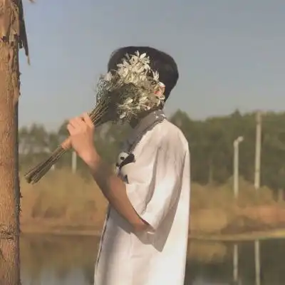 真人唯美男生头像伤感