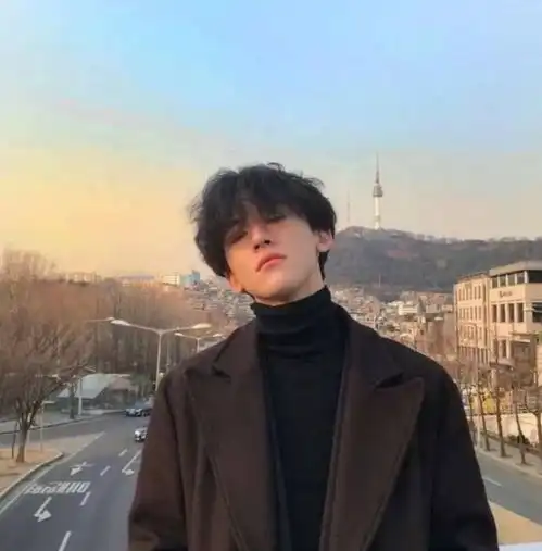 宝藏男孩头像
