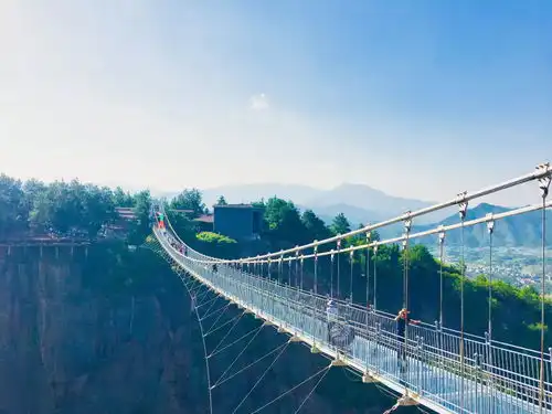 国庆去哪儿尖叫心跳,平江石牛寨造
