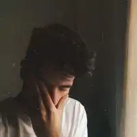 男生带字头像帅气冷酷头