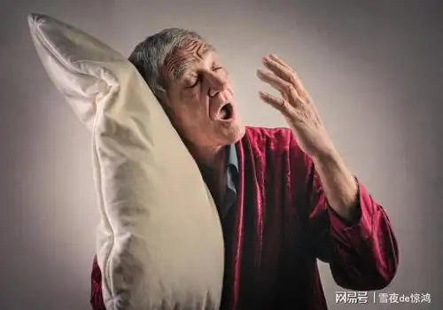 体内有癌,睡觉知道晚上出现5种异样,可能是癌症或疾病预兆