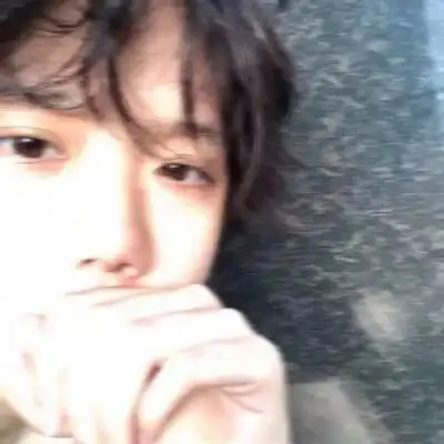 ins小清新文艺范男头送你一个指男生头像我要个性网