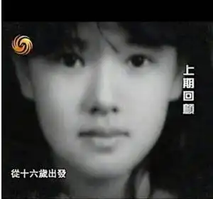 女星为证明自己没整容,鞠婧祎晒亲妈,baby用夹子夹脸,热巴太拼