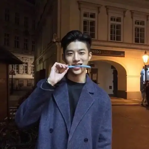 帅气的酷的网名全村最靓的仔可爱点
