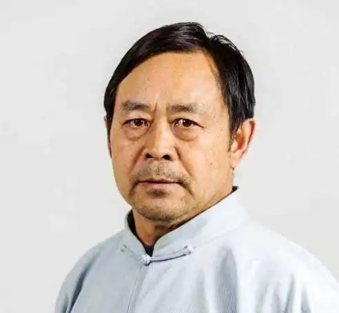 被生活所迫的表情包张向