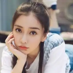 凤姐晒baby旧照曾吐槽范冰冰杨幂疑靠最红女星博关注