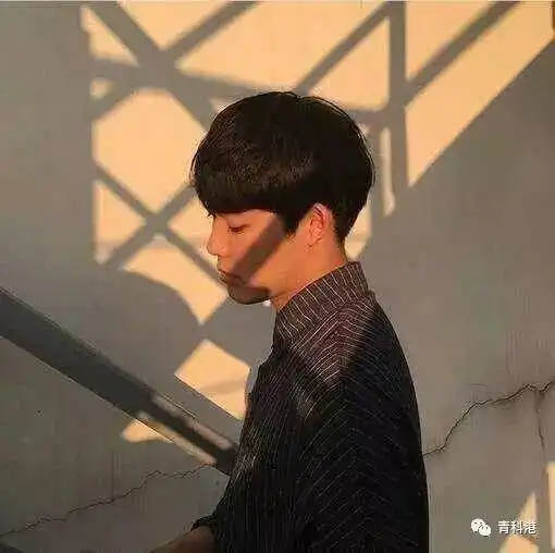 帅气的有画面感的男生头