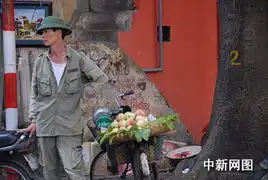 趣图爱戴绿帽子的越南男人