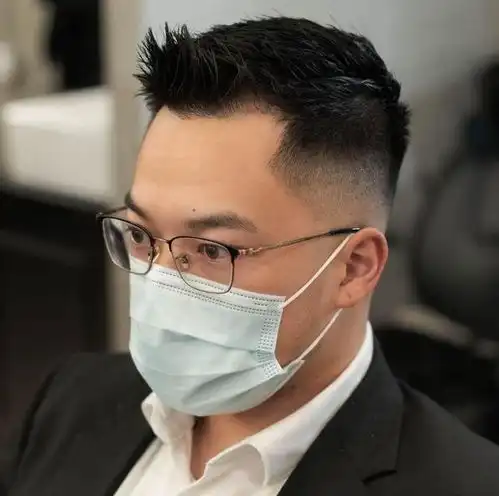 28岁男生头像真人轻熟