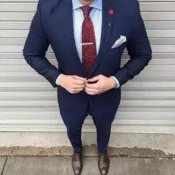 穿正装的男人才是世界上最毒的药