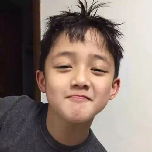 男生头像南墙就在那里,撞完记得回头