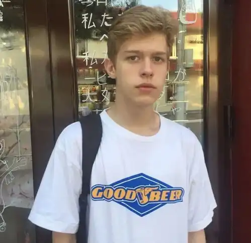 小男生头像男人