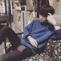 拽拽酷酷的个性潮男微信男生头像