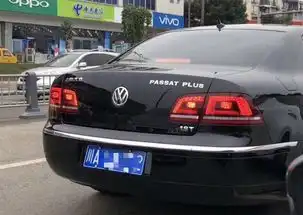 快到年底了我是买兰博基尼还是换五菱宏光呢