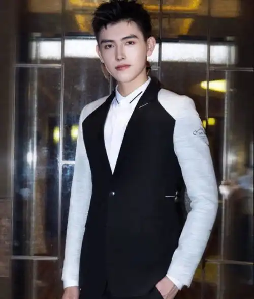 酷炫头像男生长成