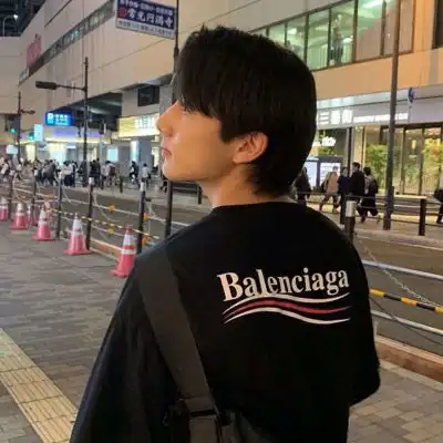 头像男生帅气阳光背影