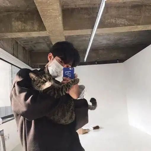 嘿帅哥你谁