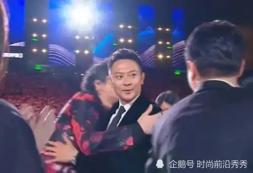 李晨表情包印小天