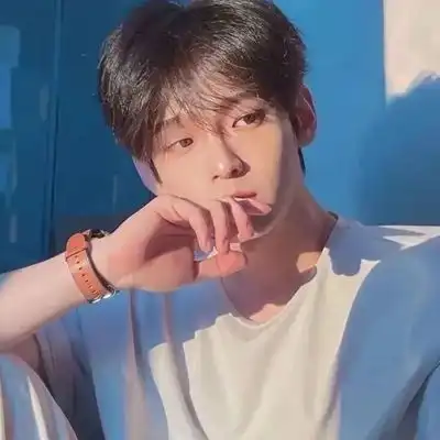 2023最新执着坚韧男生头像