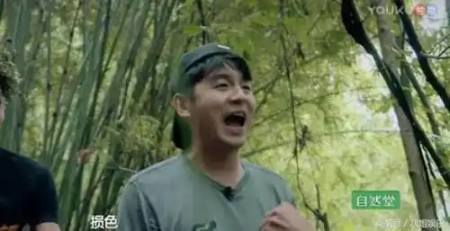 哈哈哈被雷佳音笑死了坑完千玺坑小岳岳,还有谜一样的时尚品味