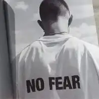 抽烟头像男生霸气背影