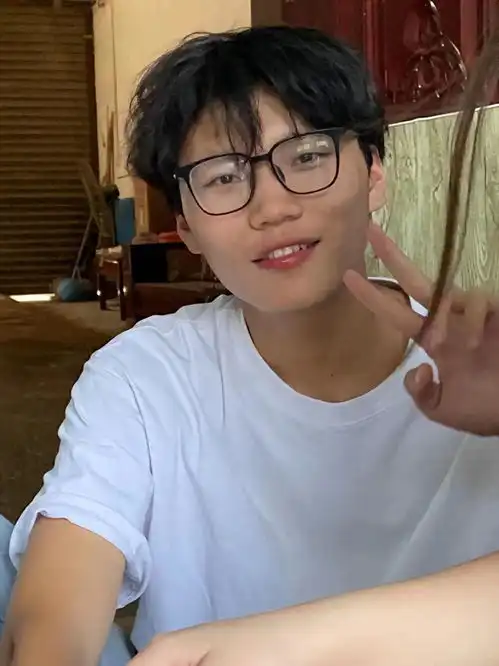 河南17岁少年冲进火场救人牺牲,姐姐曝更多内情,网友泪目了