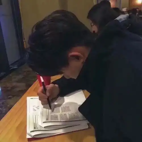 男生头像成熟稳重大叔真