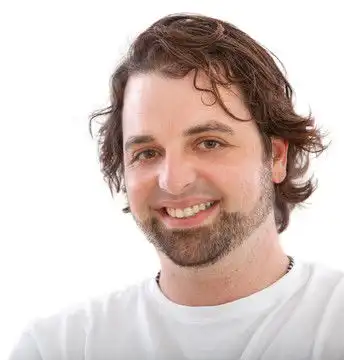 男生邪恶笑容头像男子