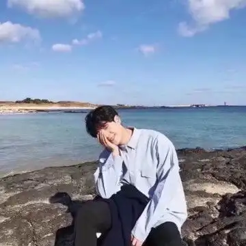 男生帅气绝版头像唯美