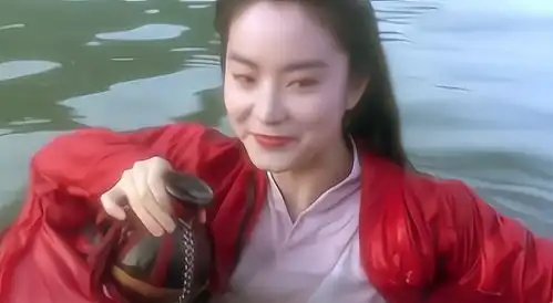 大湾区中秋晚会看点多混剪最经典,谢霆锋表情微妙,杨幂最尴尬