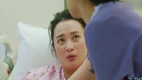 频繁宫缩吓坏蒋勤勤,医生一句话瞬间安抚焦虑的心情
