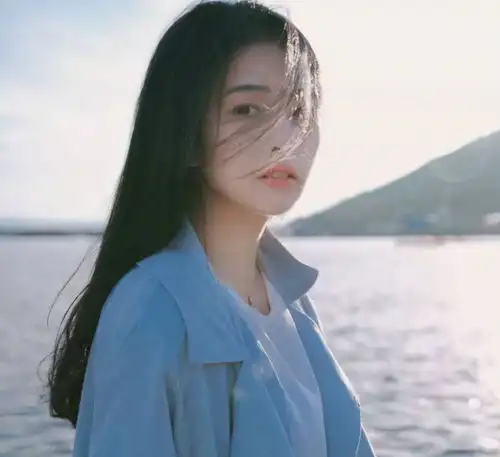 父母离婚好多年了,我跟着妈妈长大,结婚时该从哪边出嫁呢