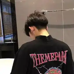 快手最火绿色头像男生男