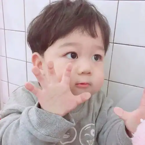 小男生头像情侣头像